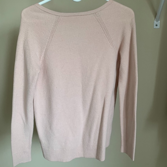 GAP Light Pink V-Neck Sweater - Picture 2 of 2